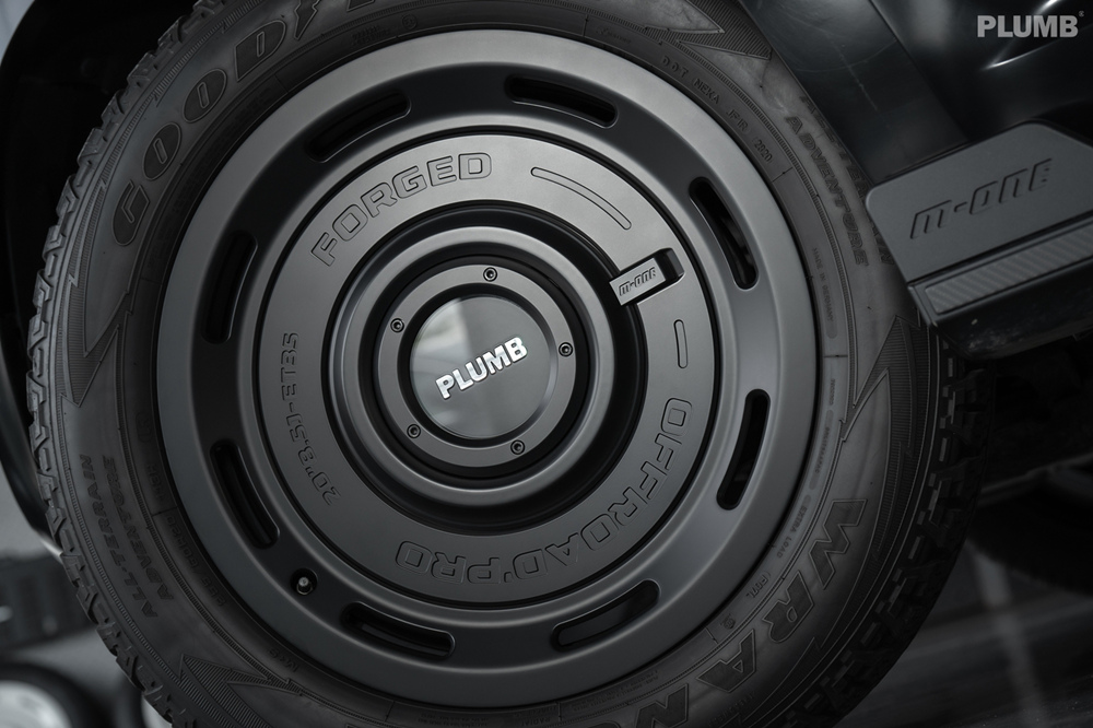 Land Rover Defender Forged Wheels PLUMB Accessories