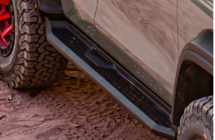 Wey Tank300 nerf bar side step1
