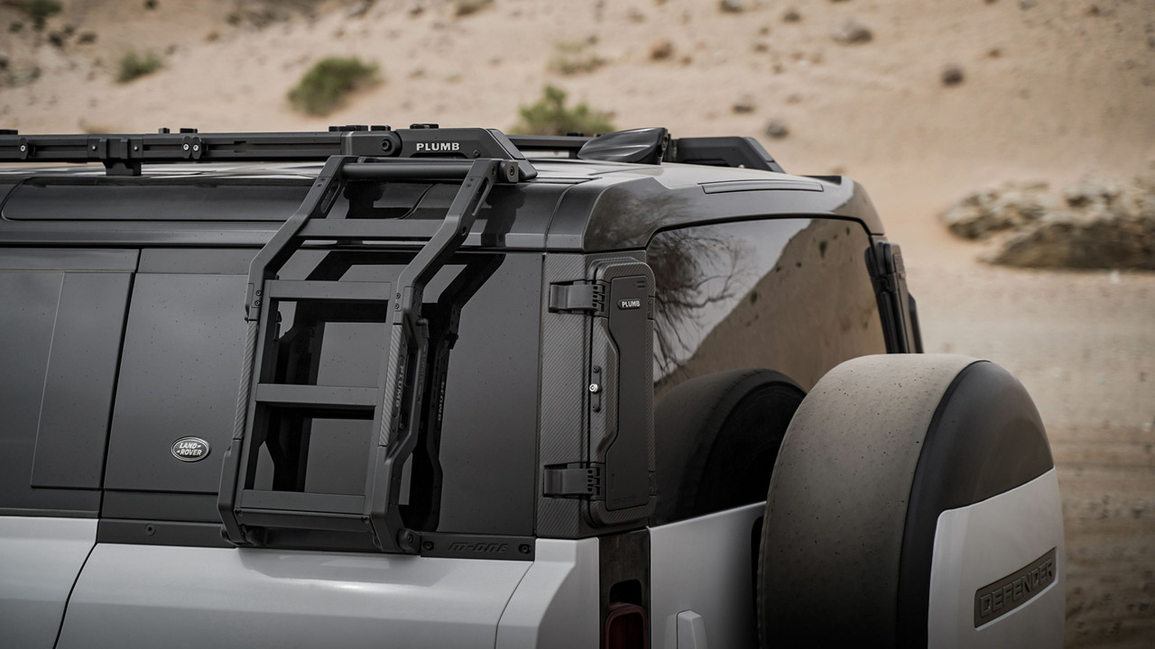 PLUMB Side Ladder for Land Rover Defender.jpg