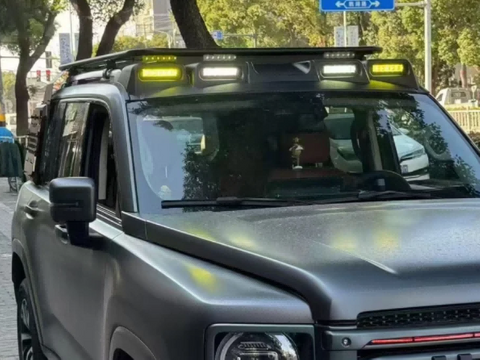 GWM New Haval H9 2024 Roof-mounted Quad-pod Light Bar