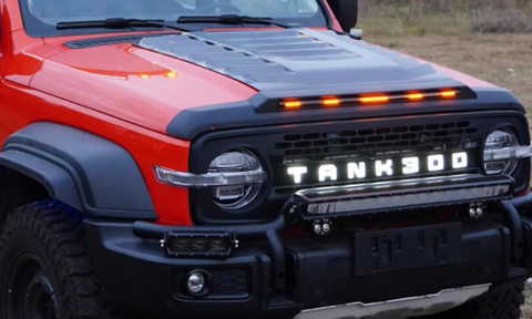 GWM TANK 300 Hood Protector with Light