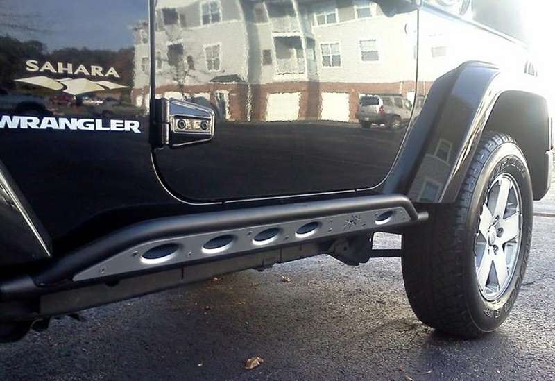 poison-spyder-side-step-2-door-2