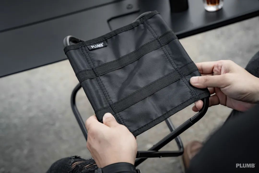 folding chair PLUMB