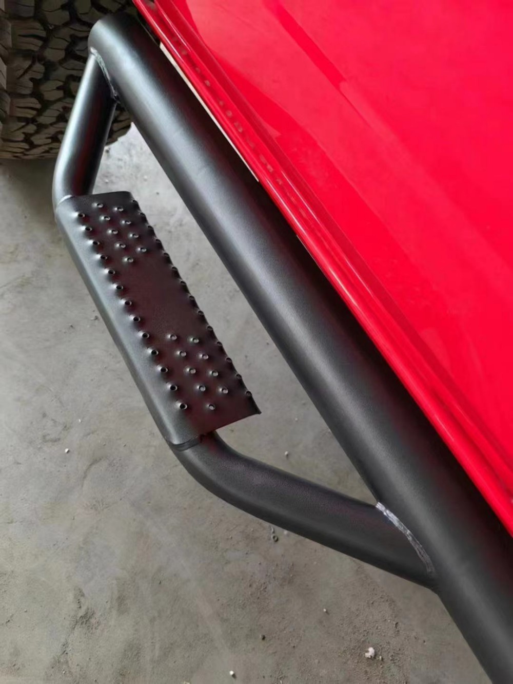 Ford Bronco Raptor Tubular Steel Side Bar Pedal