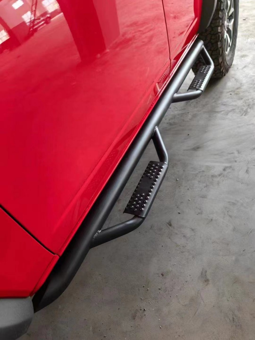 Ford Bronco Raptor Tubular Steel Side Steps Bar