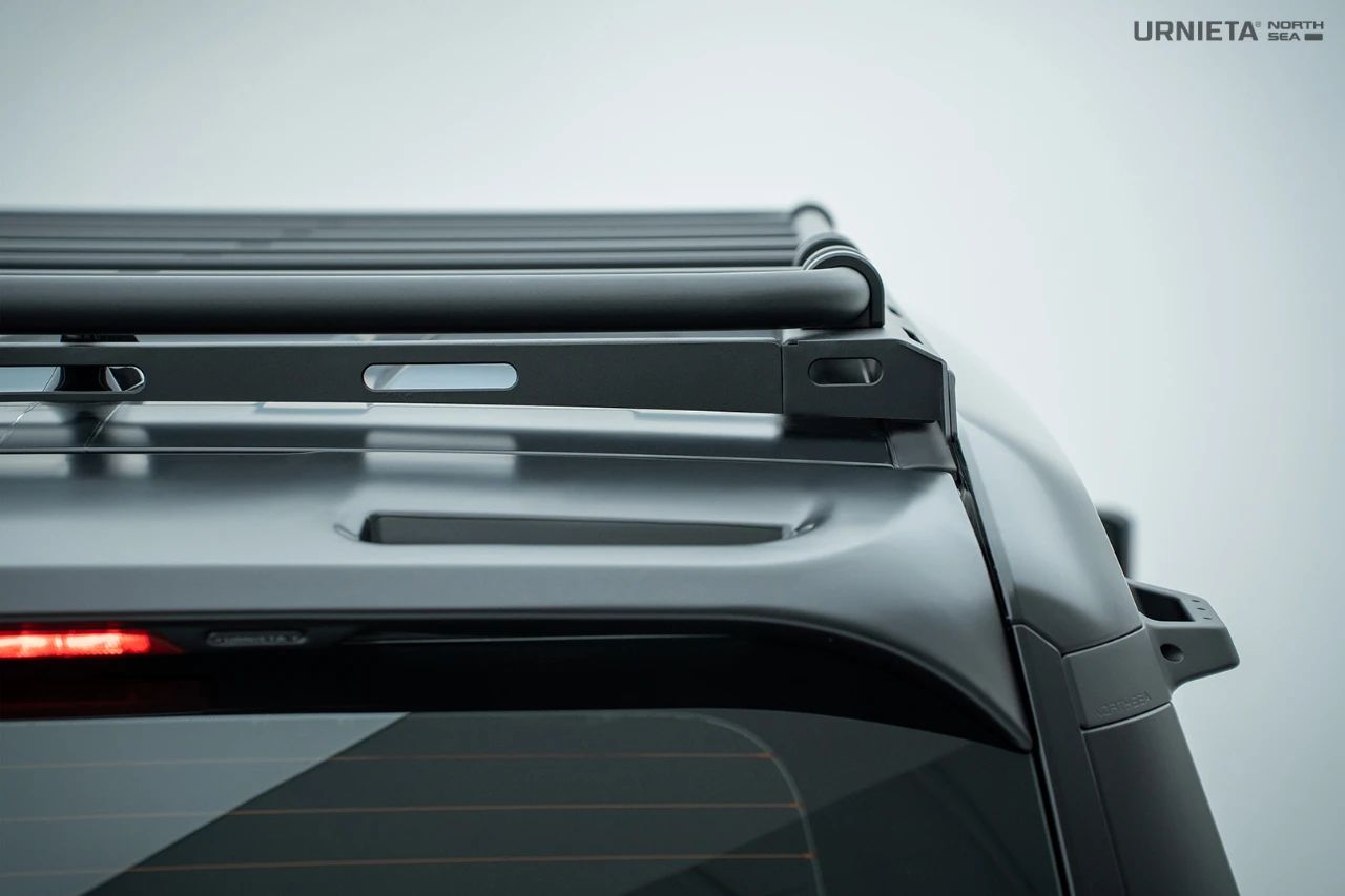 URNIETA LC250 Spoiler