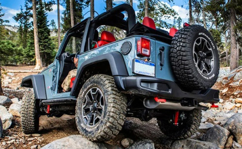 10-metal-rear-bumper-suitable-for-jeep