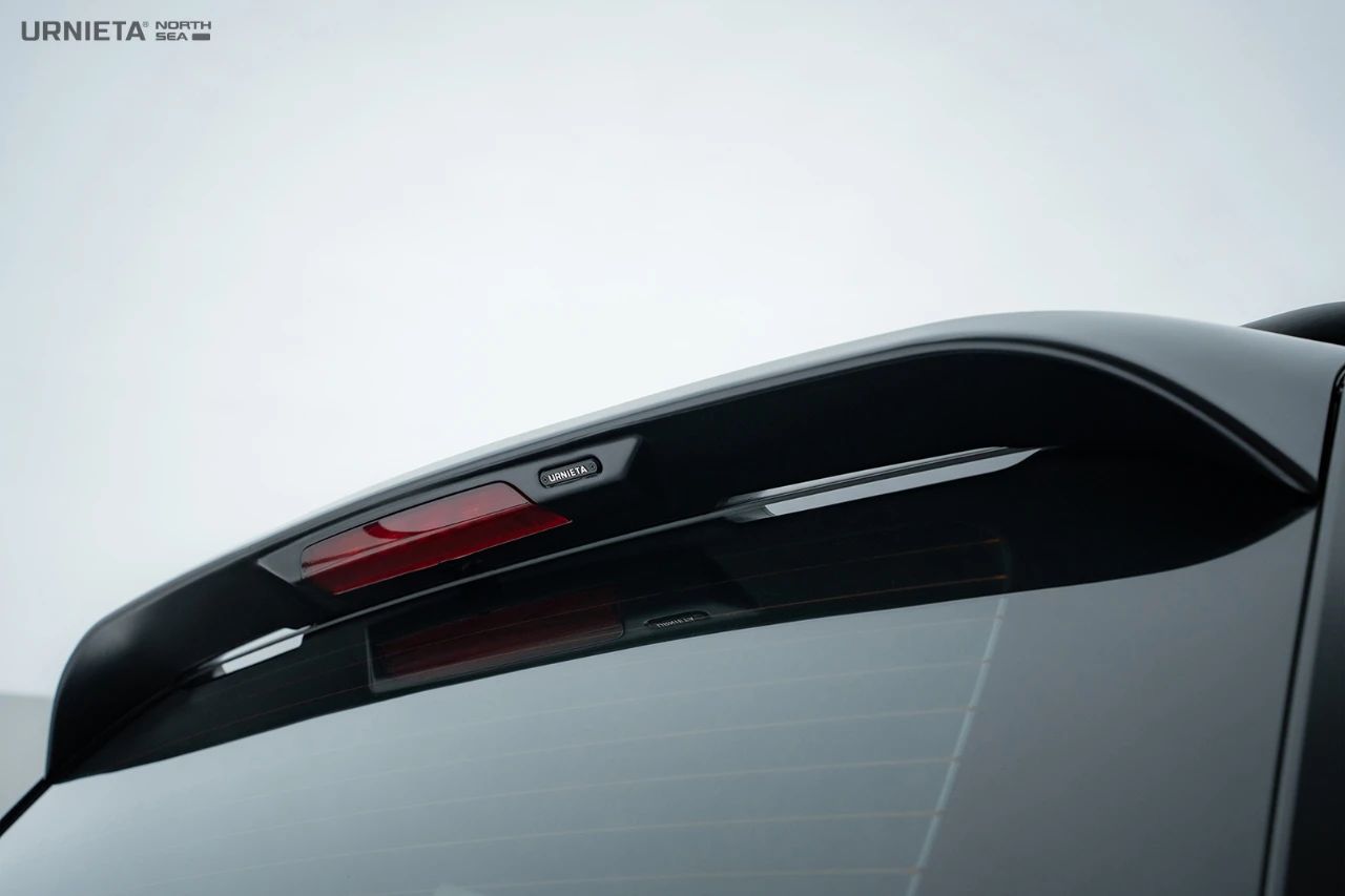 URNIETA LC250 Rear Spoiler