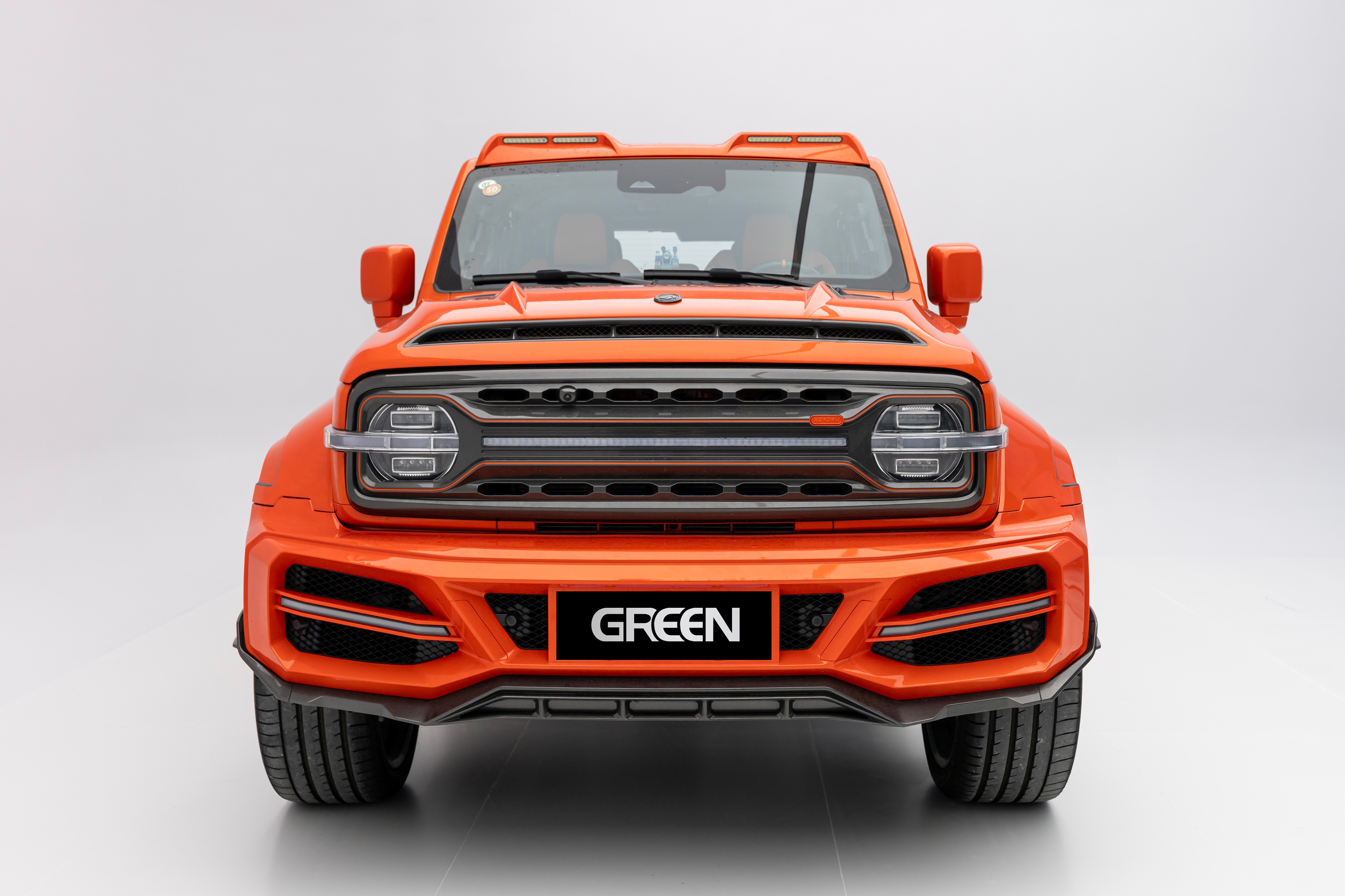 Tank 300 Shodow kit Orange (2)