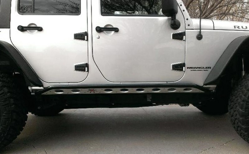 poison-spyder-side-step-4-door-2